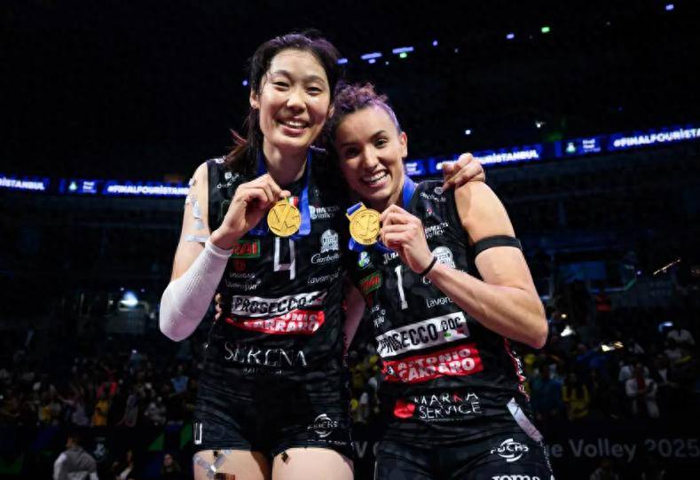 全国女排联赛，巾帼英豪争夺荣耀