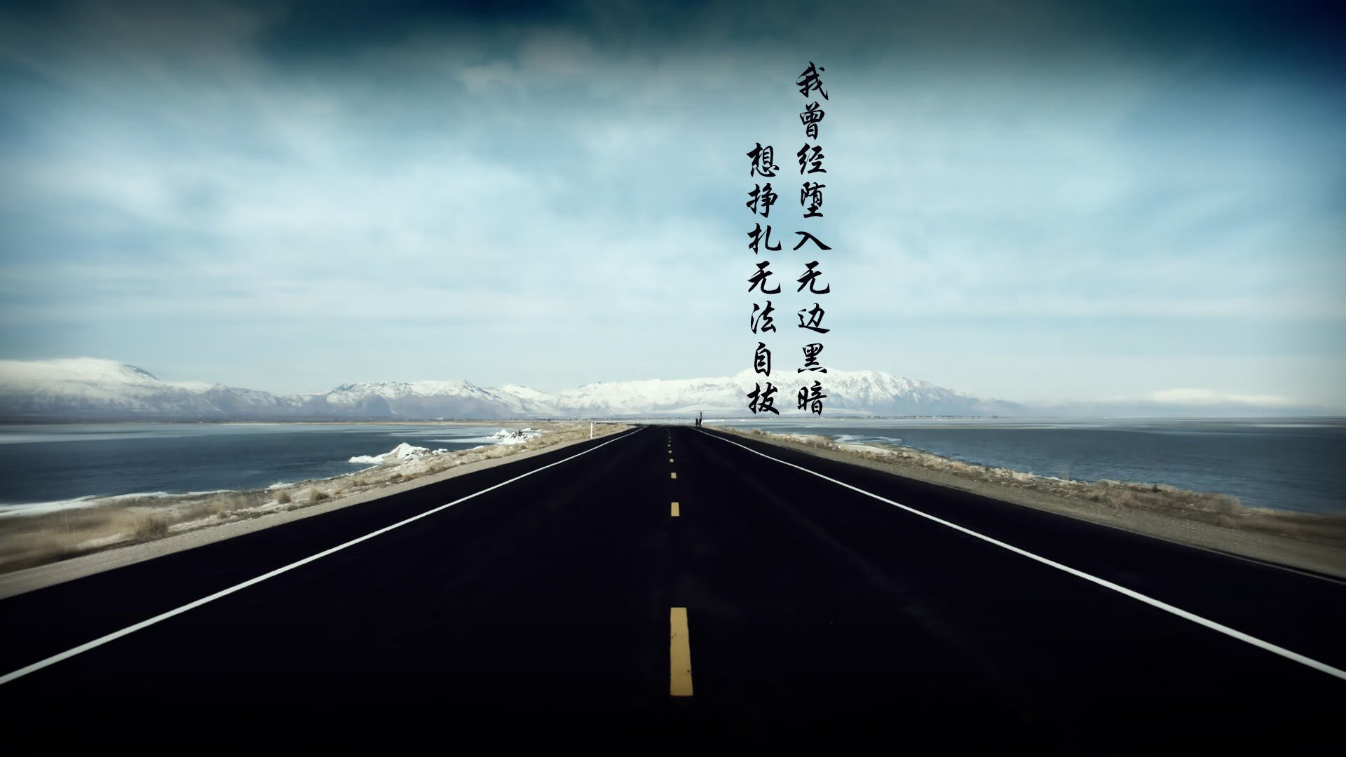 库里现场指导女儿练习基本运球动作，库里和女儿采访视频