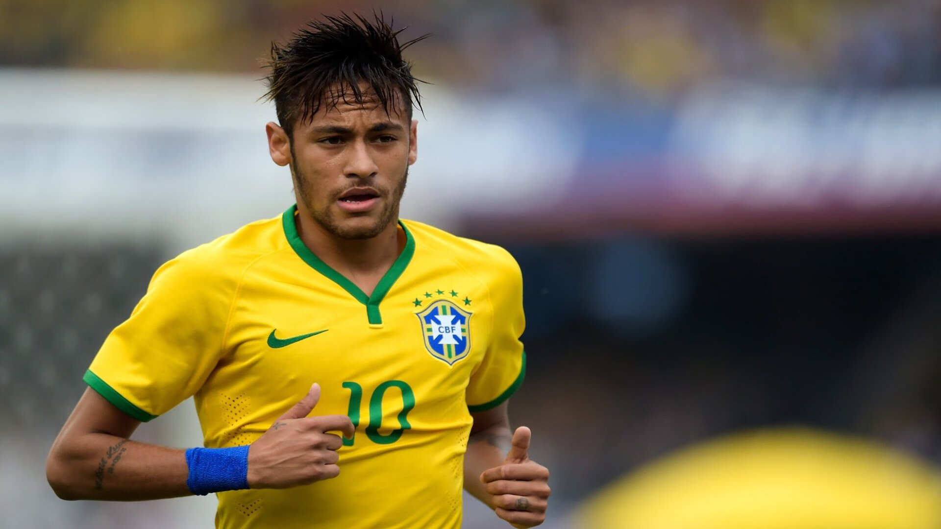 智能化裁判辅助系统未来将成中超标配,简述智能体育中足球电子裁判的技术原理